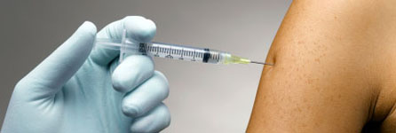 A woman receiving the HPV vaccination