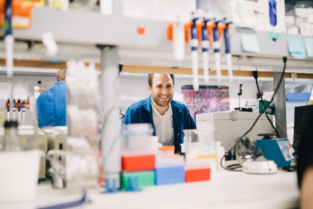 Dr. Alexander Marson in his laboratory at UCSF. Photo by Anastasiia Sapon.
